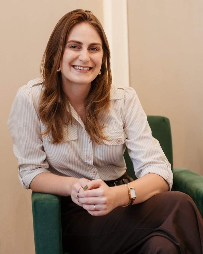 Maria Eduarda Fuhr &mdash; retrato real do acervo Hope, sem retoque de rosto.