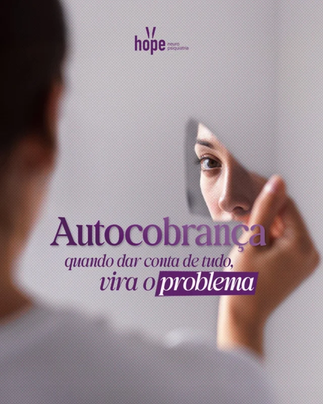 Tem gente que s&oacute; se permite descansar quando j&aacute; n&atilde;o aguenta mais. Que recebe um elogio e pensa no que poderia ter feito melhor. Que termina o dia com a lista inteira riscada e, mesmo assim, sente que foi pouco.A autocobran&ccedil;a raramente aparece do nada. Muitas vezes ela j&aacute; foi &uacute;til: foi o jeito de ser aceito, de n&atilde;o decepcionar, de manter tudo sob controle. O problema &eacute; quando ela n&atilde;o desliga mais. O que era esfor&ccedil;o vira uma r&eacute;gua imposs&iacute;vel, e nenhuma entrega &eacute; suficiente.E o custo n&atilde;o fica s&oacute; na cabe&ccedil;a. Aparece no sono que n&atilde;o descansa, no corpo sempre tenso, na irrita&ccedil;&atilde;o com quem est&aacute; por perto, no cansa&ccedil;o que n&atilde;o passa nem nas f&eacute;rias.N&atilde;o &eacute; s&oacute; &ldquo;baixar a exig&ecirc;ncia&rdquo;. &Eacute; entender o que sustenta esse padr&atilde;o, o que ele protege e o que ele cobra de voc&ecirc;. Esse &eacute; um trabalho que a psicoterapia faz com dire&ccedil;&atilde;o, sem pressa e sem julgamento.Voc&ecirc; n&atilde;o precisa ser menos, mas &eacute; importante diminuir a cobran&ccedil;a.Envie para algu&eacute;m que nunca se permite parar.